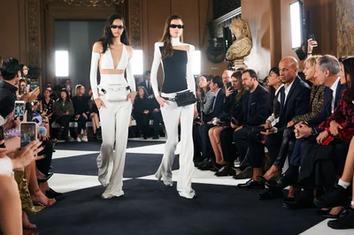 Look 3